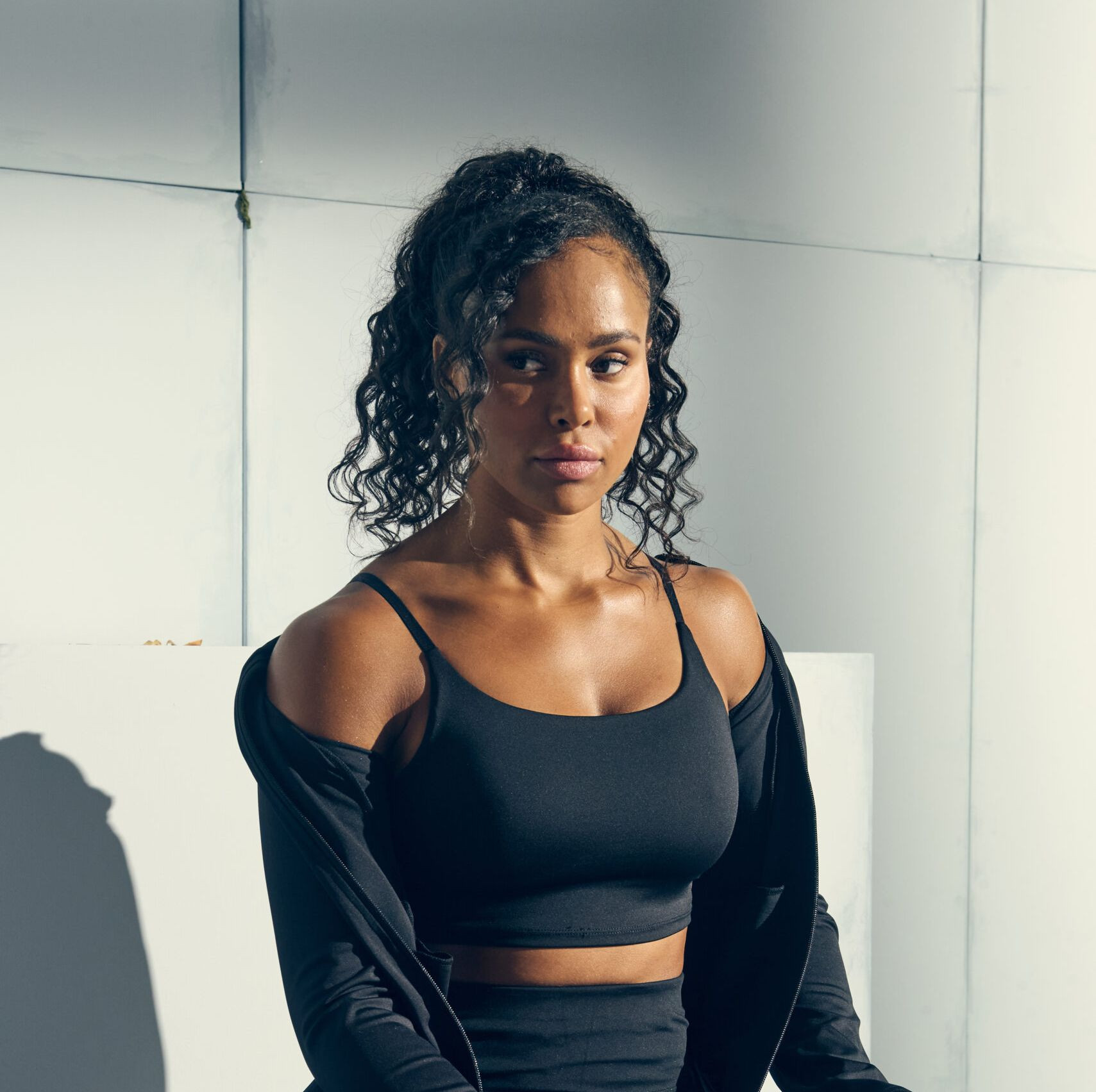 WOMEN'S RECYCLED TECH SPORTS BRA