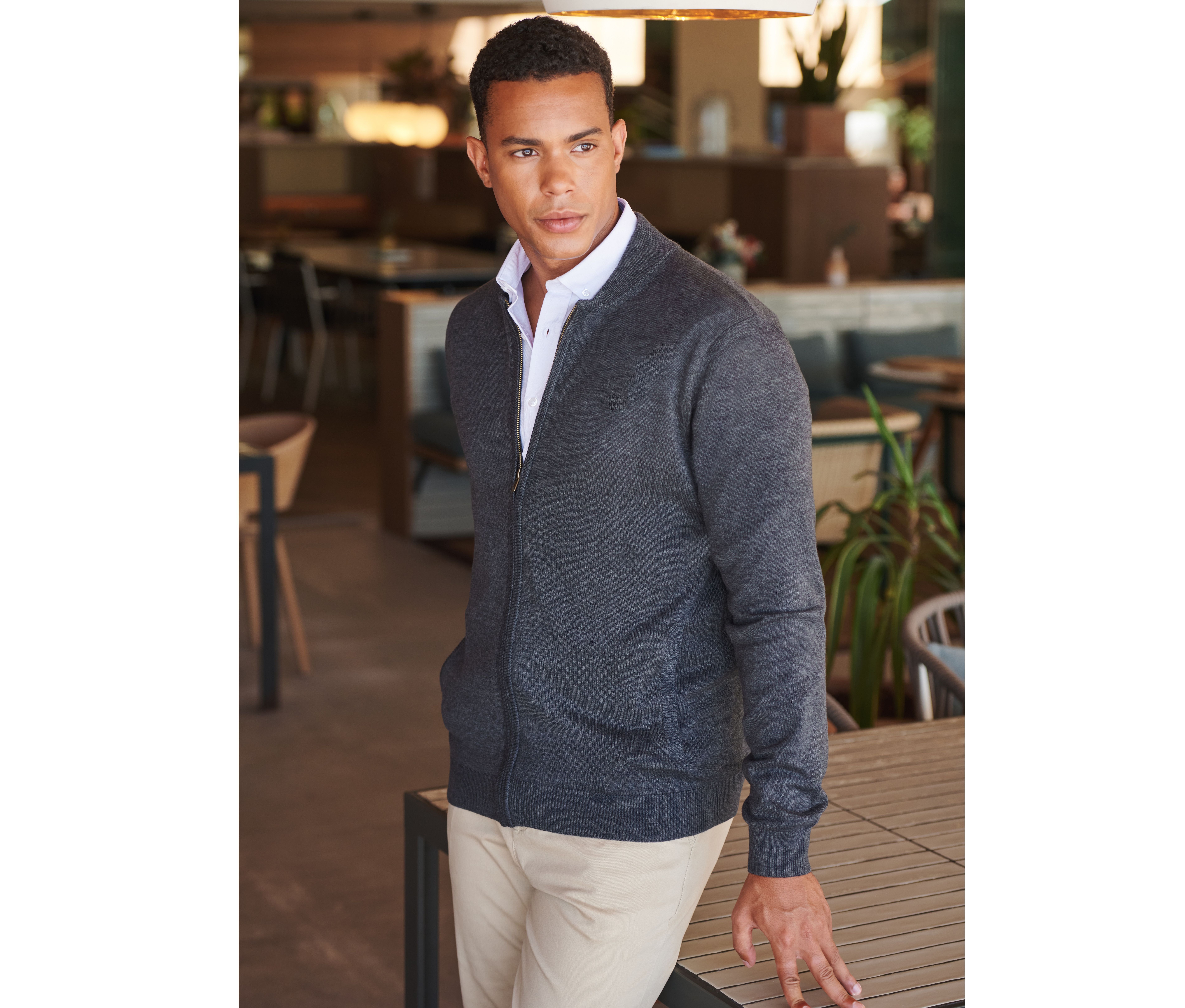 UNISEX KNITTED BOMBER JACKET