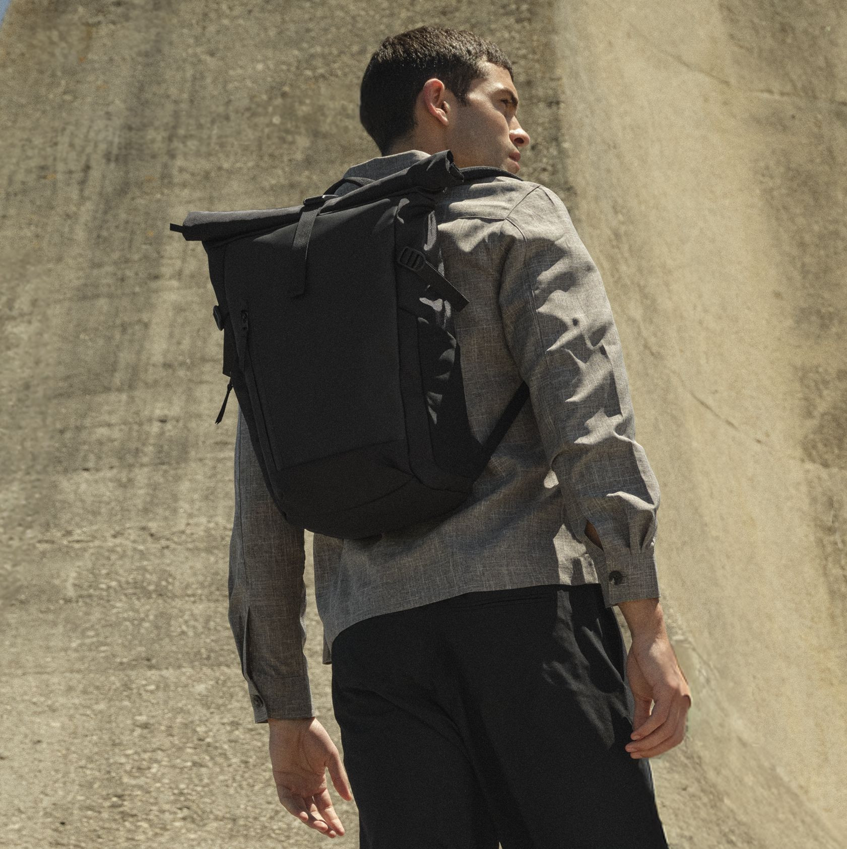 ZÜRICH ROLL-TOP BACKPACK