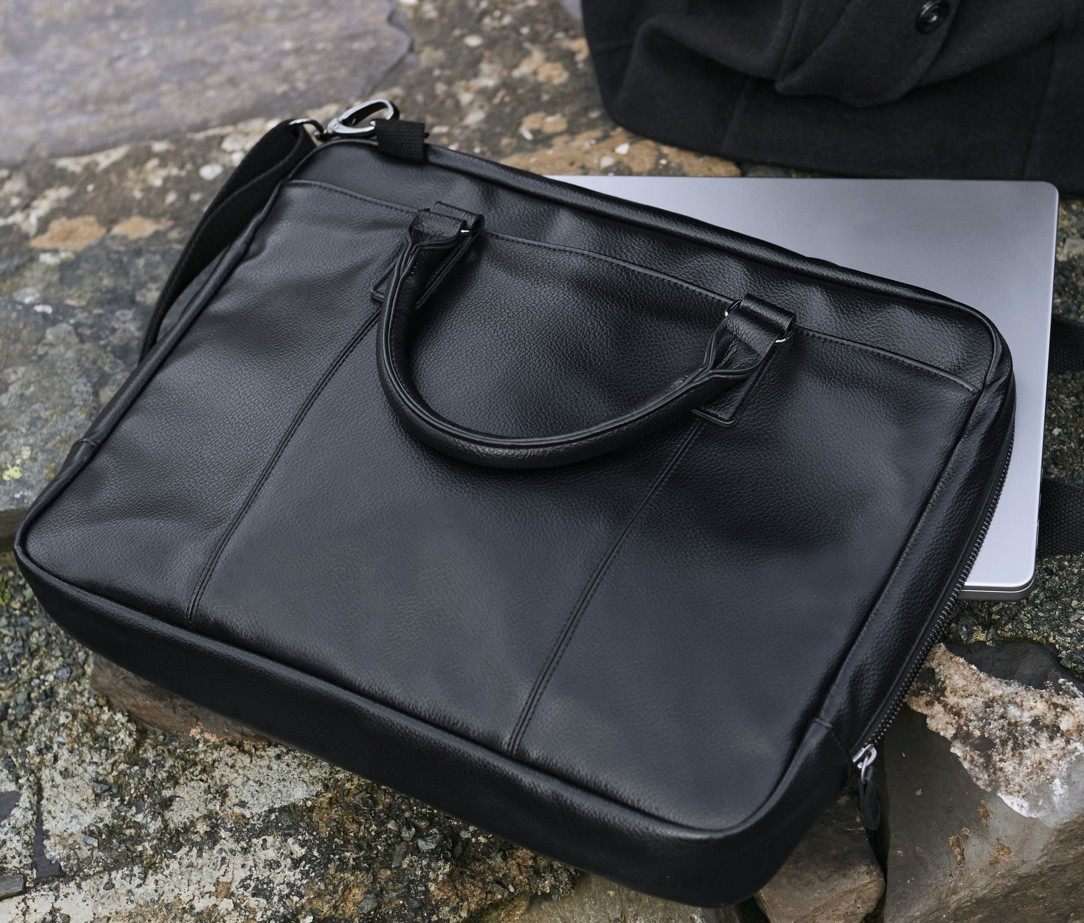 NUHIDE® SLIMLINE LAPTOP BRIEF