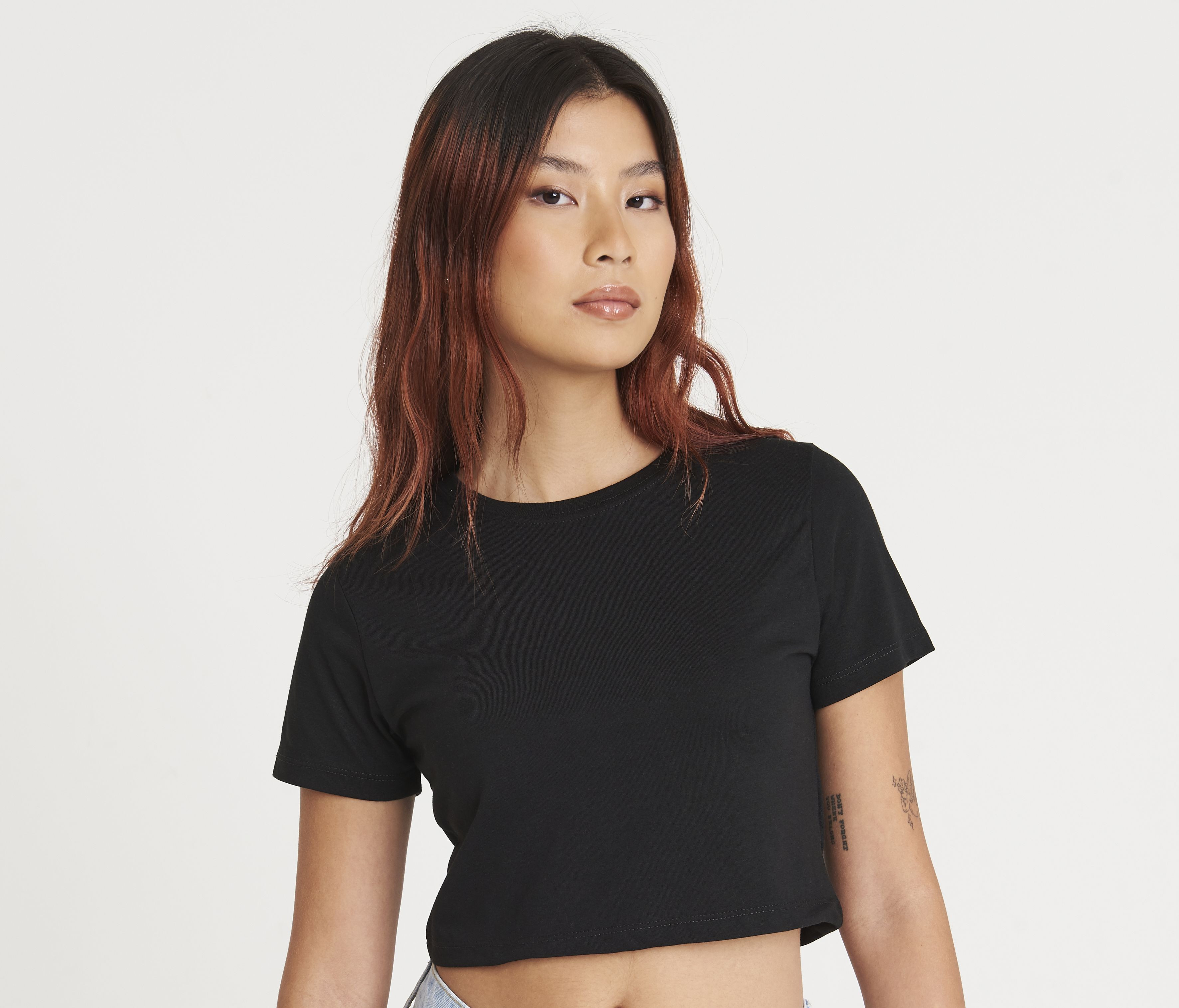 WOMEN'S TRI-BLEND CROPPED T