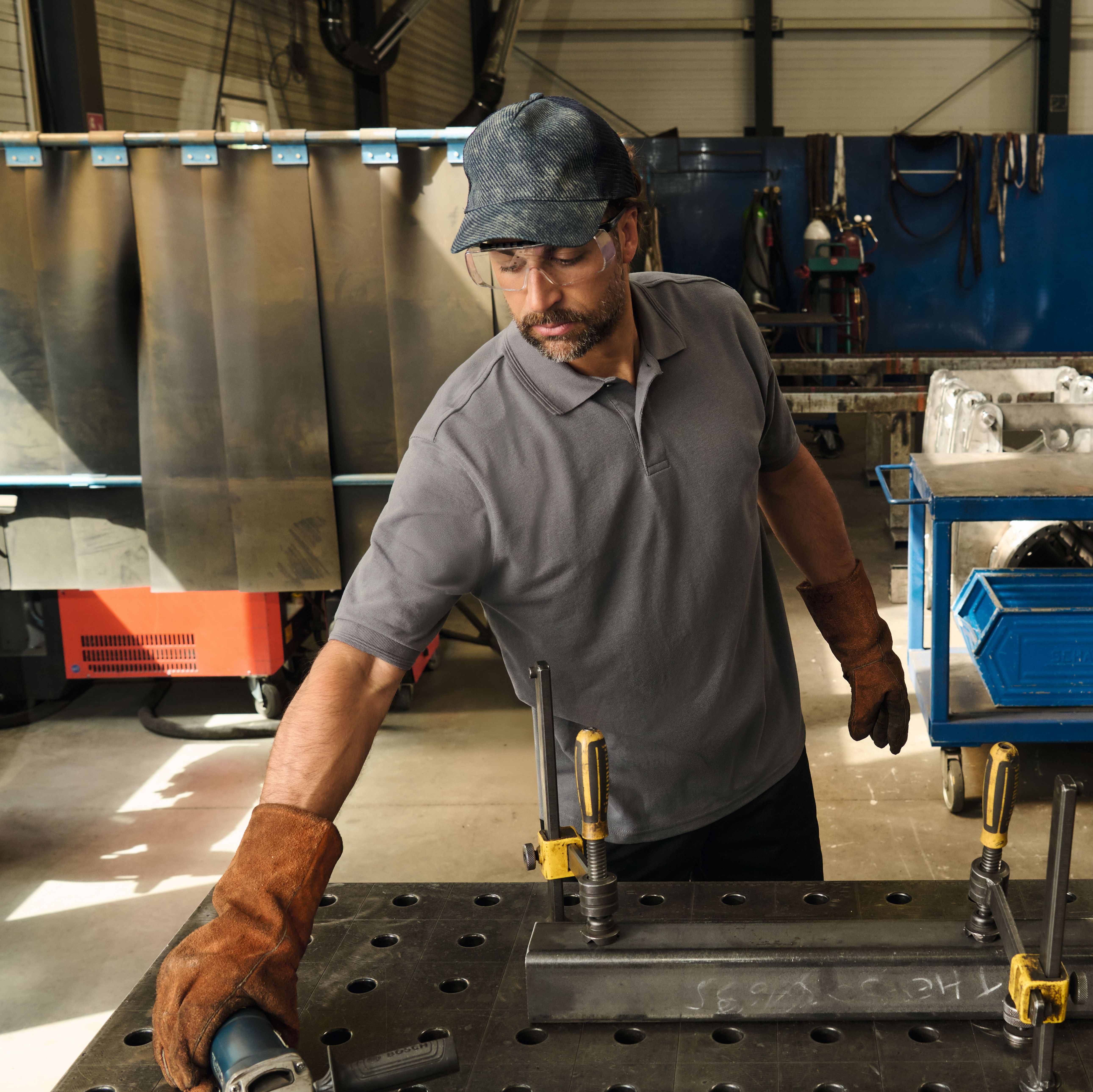 HARDWEARING POLYCOTTON POLO