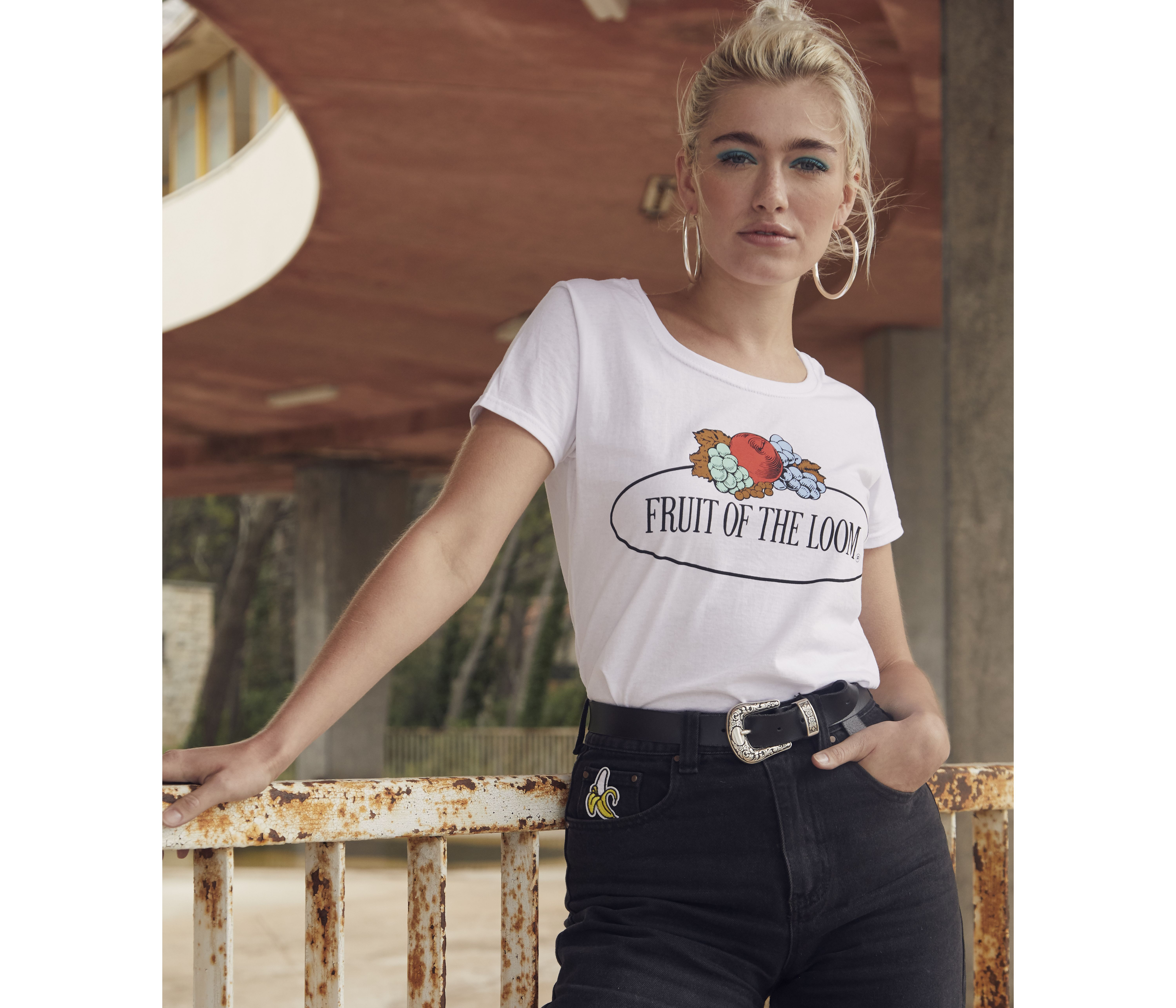 LADIES VINTAGE T LARGE LOGO