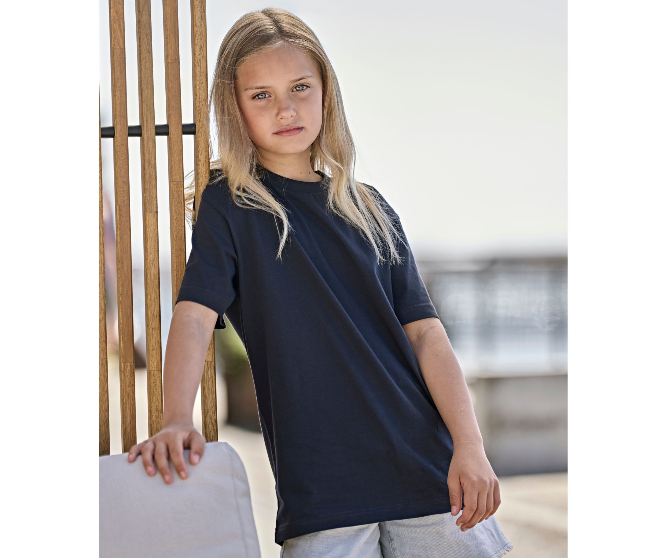 UNLABELED TEE JUNIOR