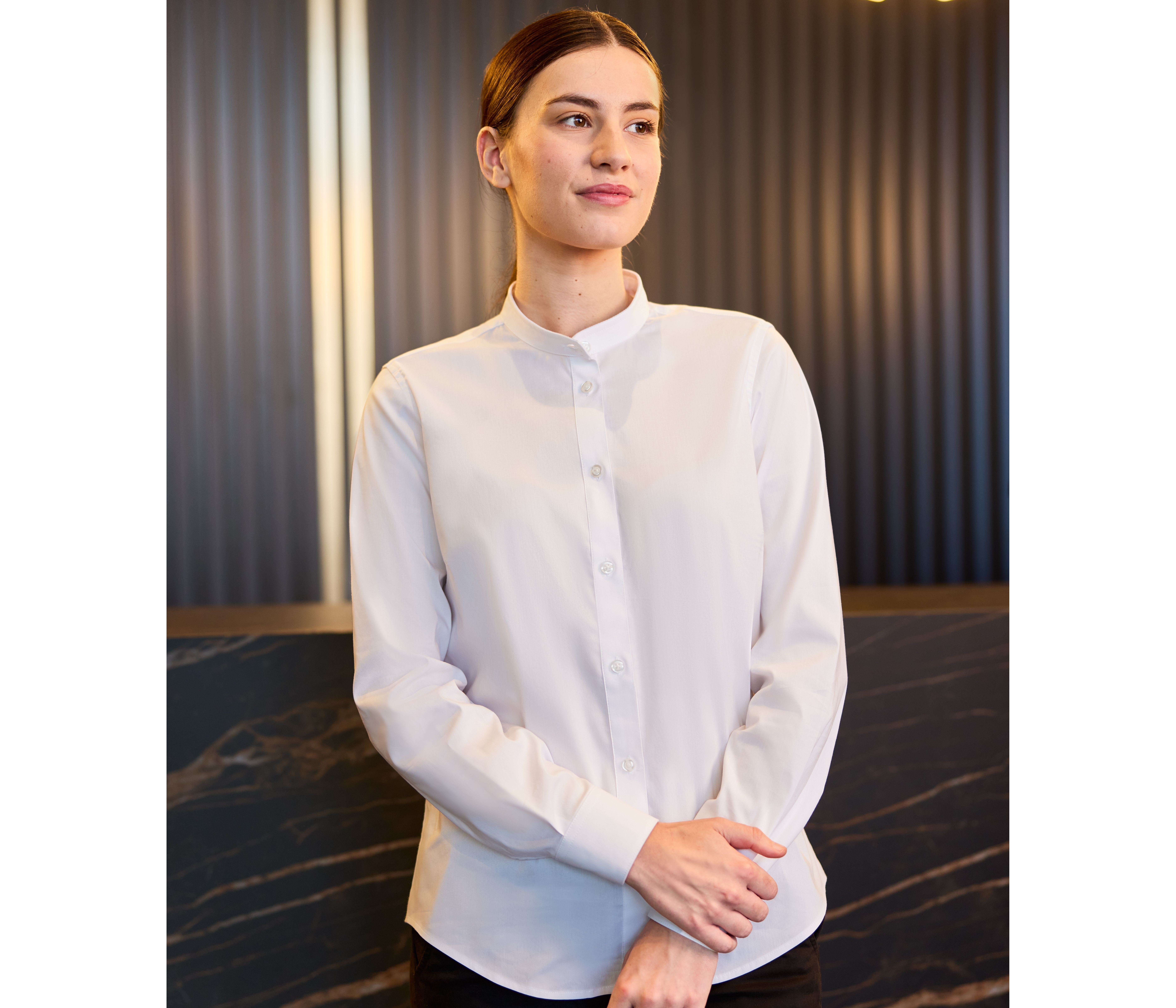 WOMEN'S LONG-SLEEVE STRETCH SHIRT
