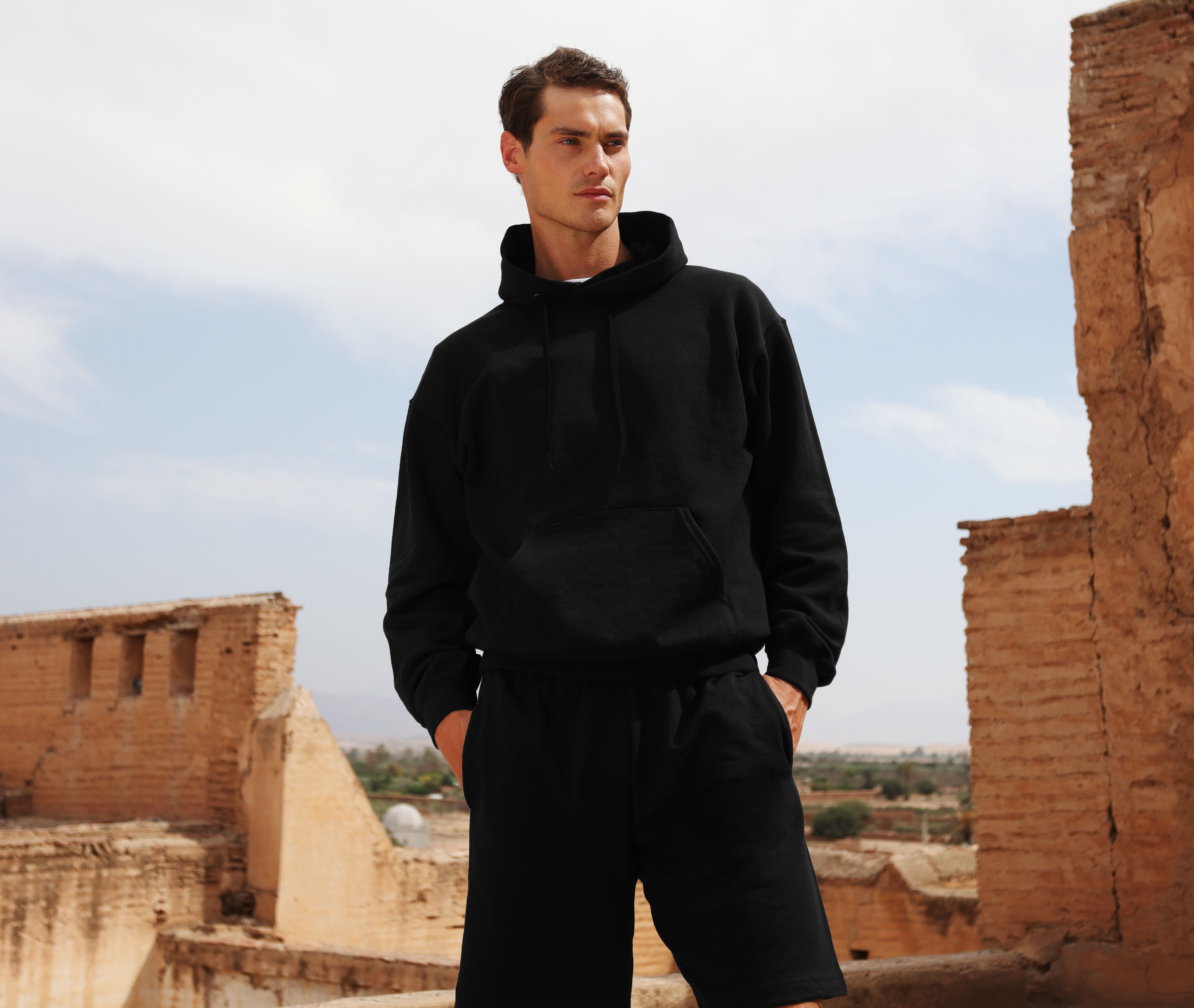 ICONIC 250 HOODED SWEAT