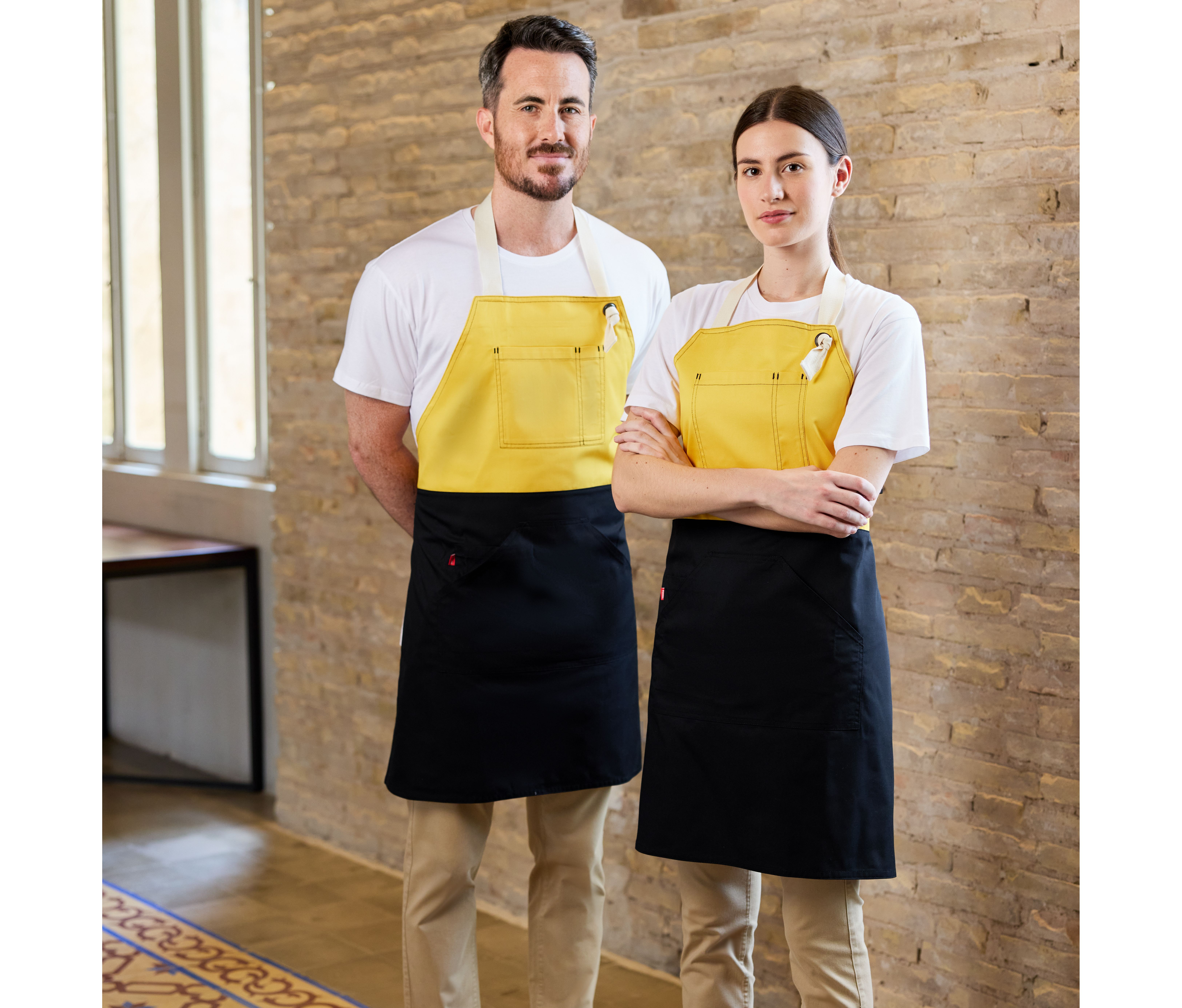 TWO-TONED BIB APRON