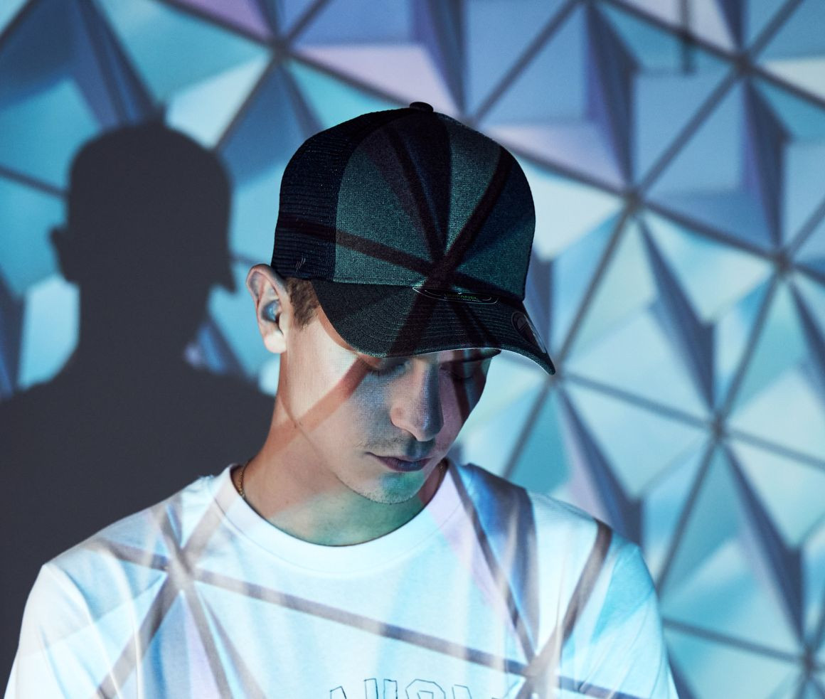FLEXFIT UNIPANEL™ CAP