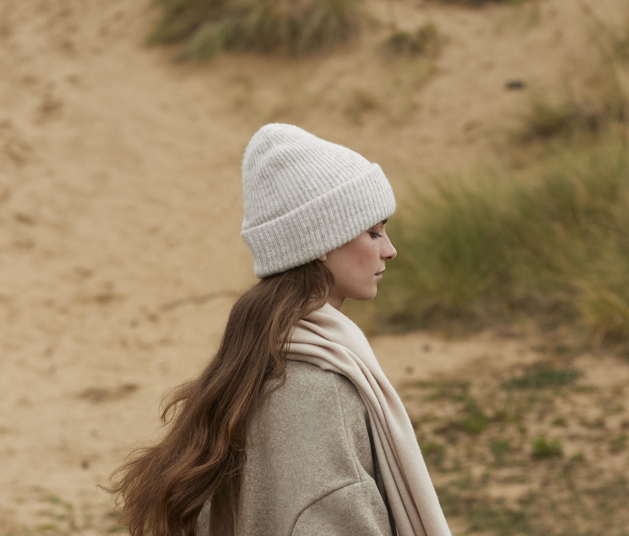 COSY RIBBED BEANIE